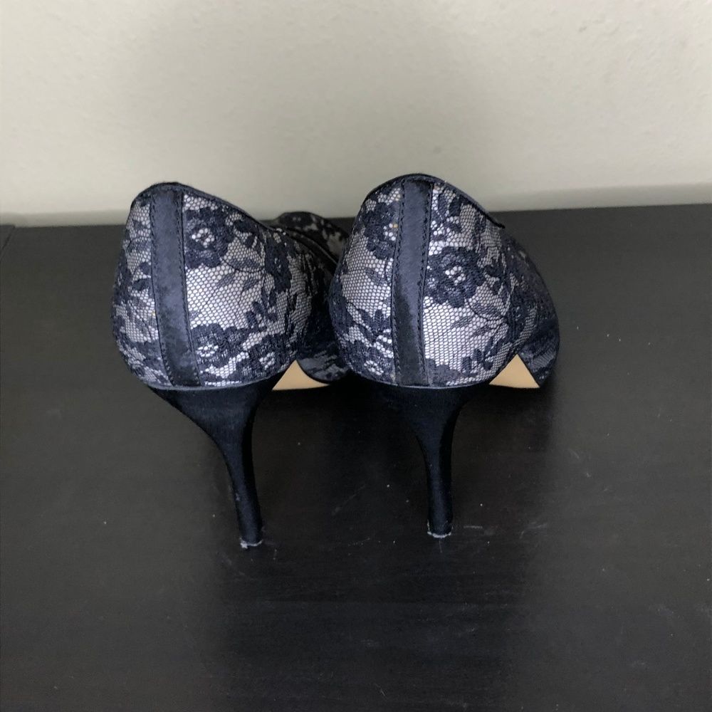 Joey Shoes Black Lace 4 1/2" Peep Toe Heels 10M - Picture 3 of 4